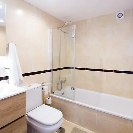 Perfect Beachside Penthouse Duplex Apartment *